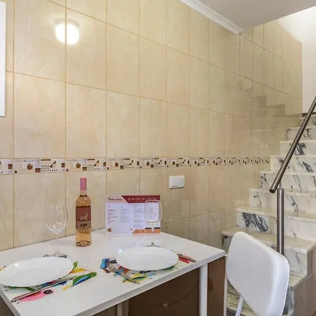 Flh Portuguese House بيت للعطل